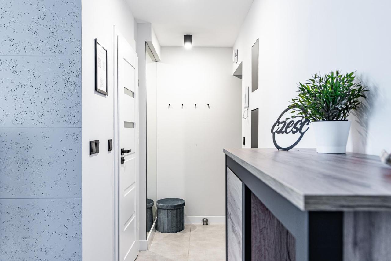 Apartment Frida Katowice Ligota Near Hospitals & Sum エクステリア 写真